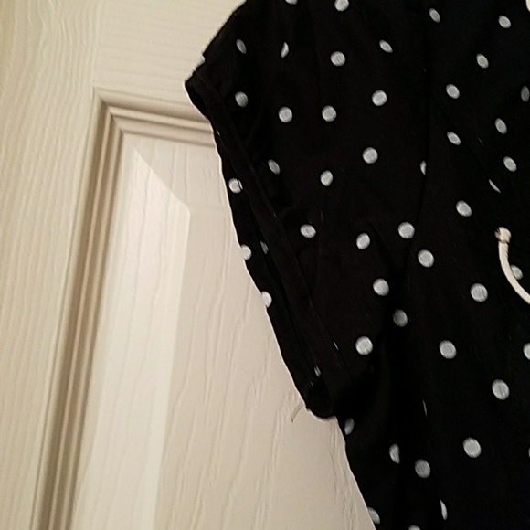 Black with whit poka dot blouse and patent belt - Picture 2 of 6